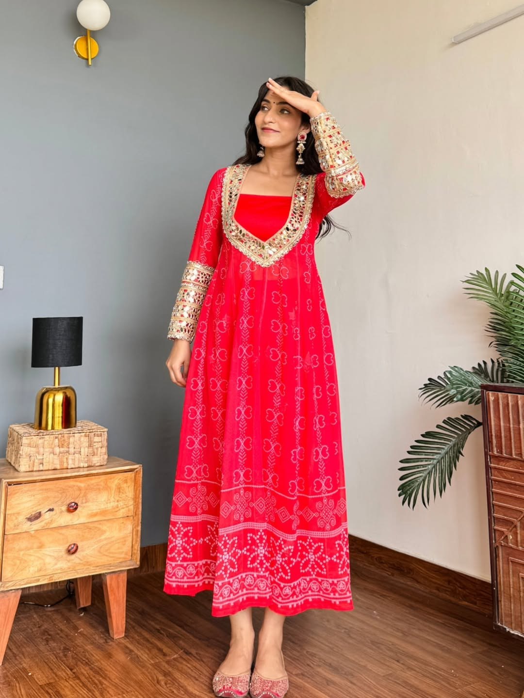 New Summer Vibes Collection ✨  Step into comfort & class with our Baggy Style Anarkali Kurti Set 💃